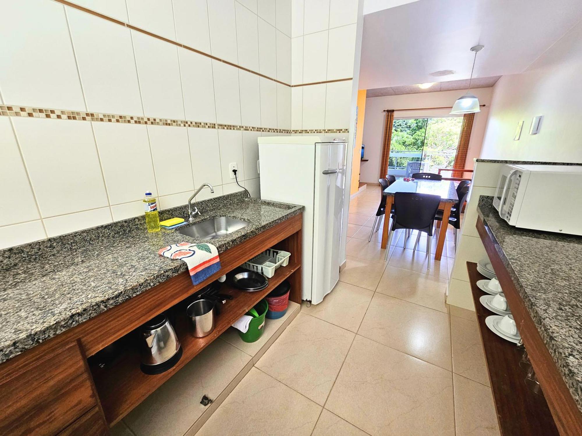 Estalagem Residencial Dona Mônica 2*