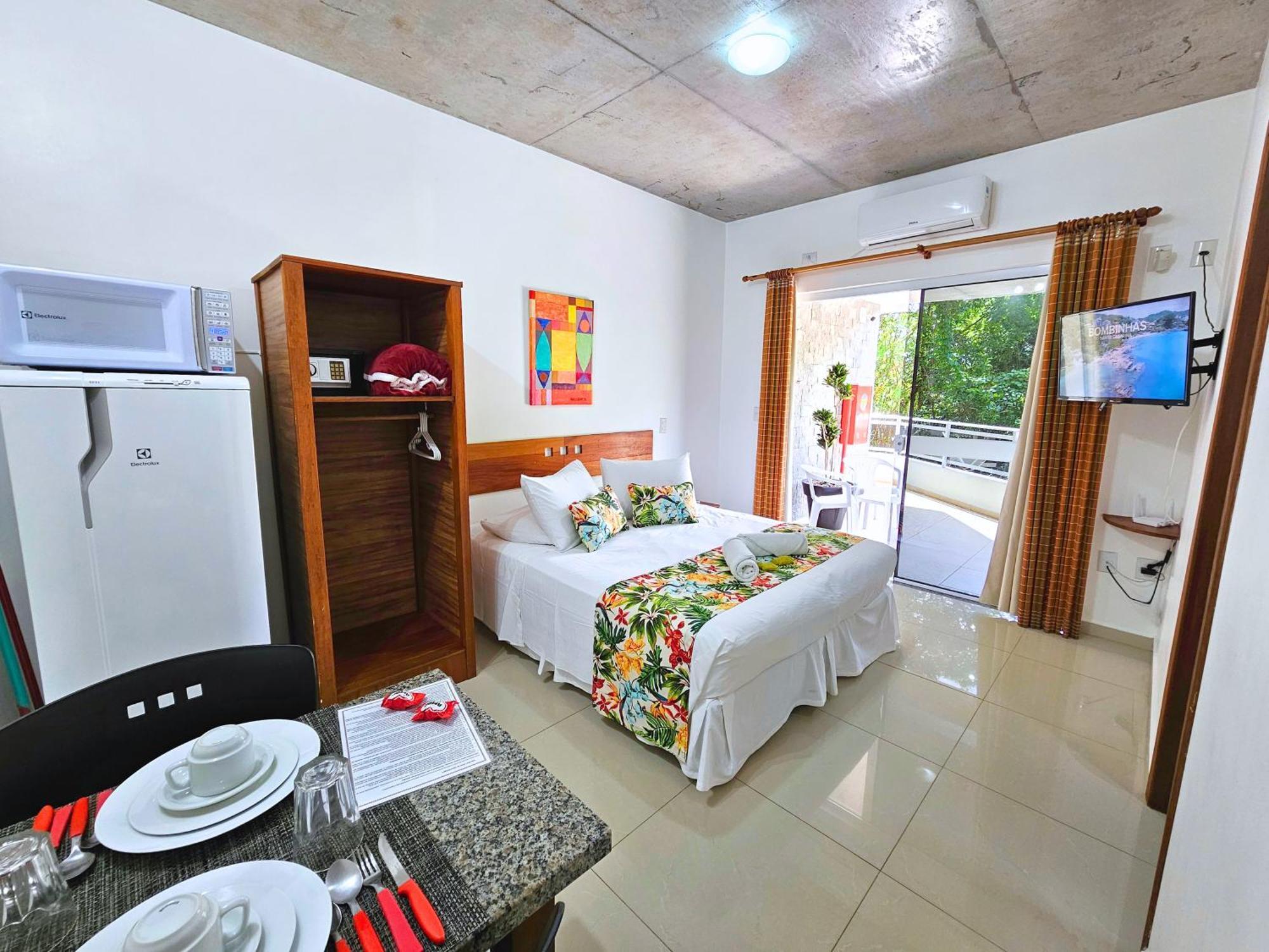 Estalagem Residencial Dona Mônica 2*